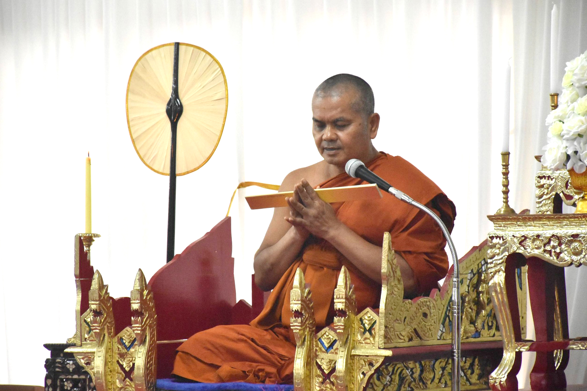 title - ส.ป.ก.กระบี่ ร่วมพิธีบำเพ็ญกุศลปัญญาสมวาร (50 วัน) แห่งการสวรรคต ถวายเป็นพระราชกุศลสมเด็จพระนางเจ้าสิริกิติ์ พระบรมราชินีนาถ พระบรมราชชนนีพันปีหลวง